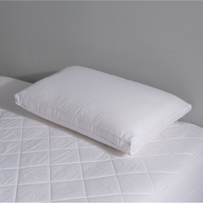 Luxury Microfibre Pillow Medium Made in Australia Luxury Microfibre Pillow Medium Made in Australia