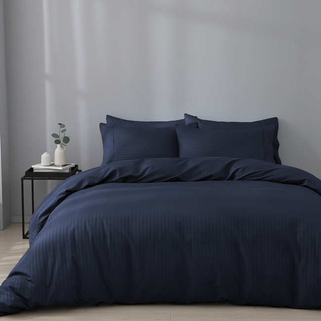 navy,cat-hover navy,cat-hover