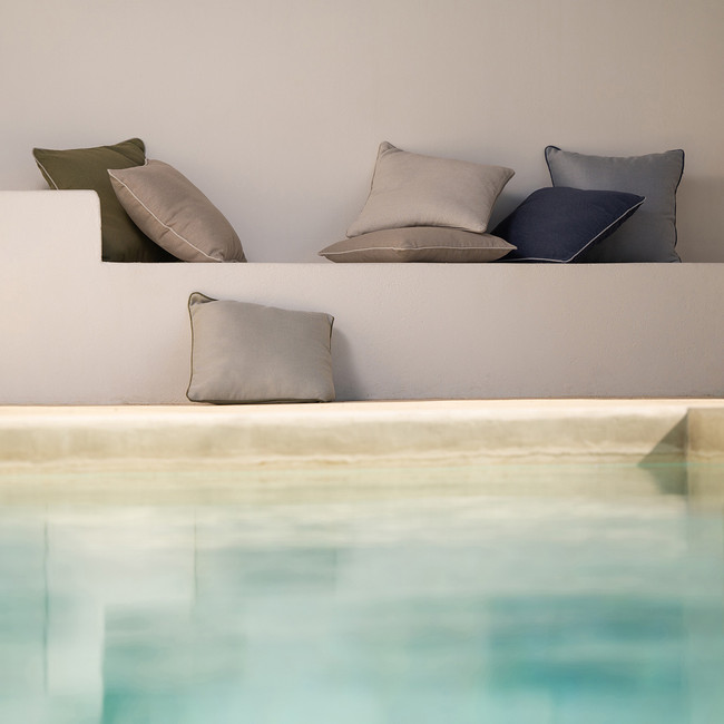 Aperto Outdoor Cushion - Natural Grid