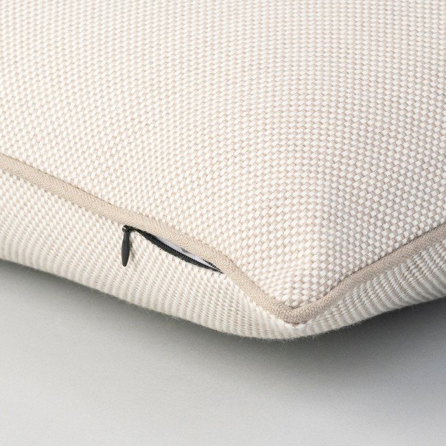 Aperto Outdoor Cushion - Natural Grid