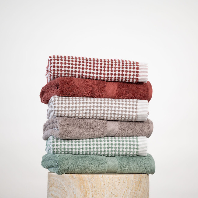 Royal Splendour Moda Extra Large Hand Towel - Eucalyptus Royal Splendour Moda Extra Large Hand Towel - Eucalyptus