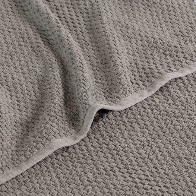 light-grey,cat-hover