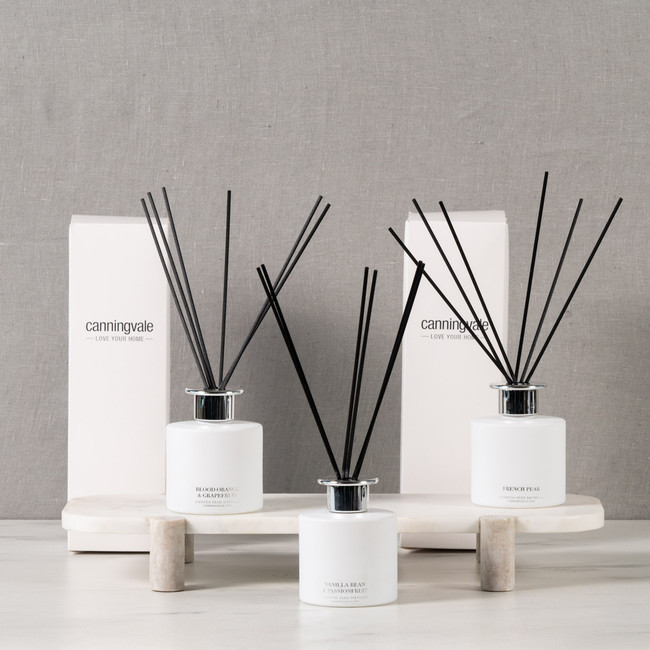 Reed Diffuser - Vanilla Bean & Passionfruit