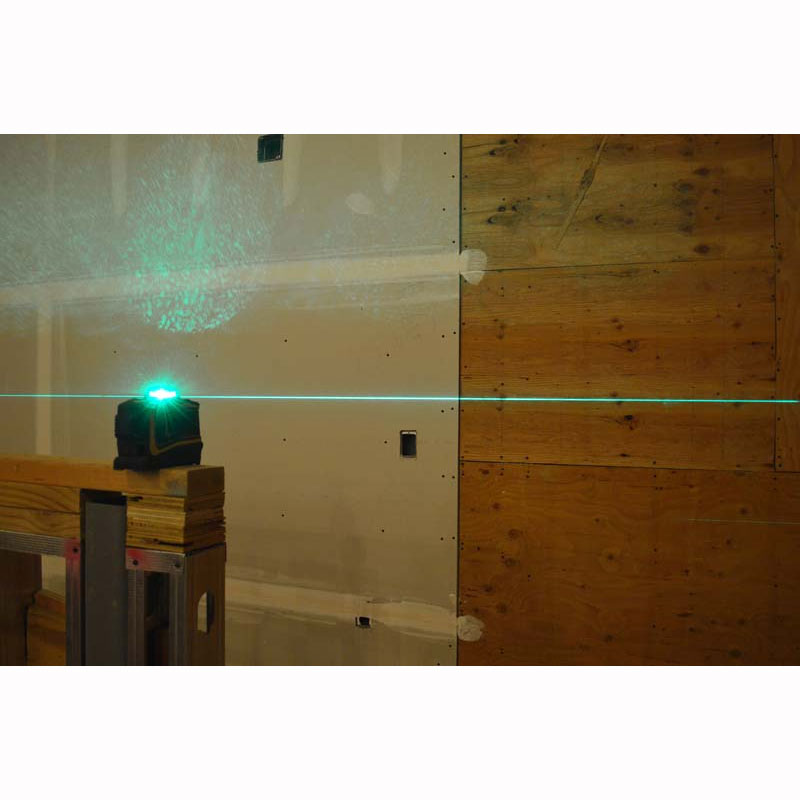 Niveau Laser Autonivelant Spectra LT58G - Laser Vert 3 Lignes Croisées, Métal, Portée 10 Pouces