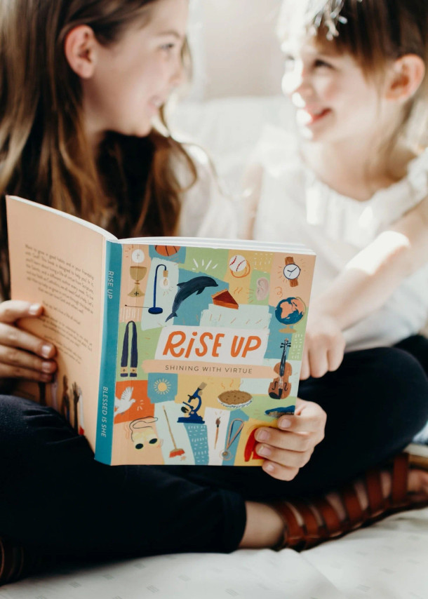Rise Up: Shining with Virtue - Blessed is She (Paperback)