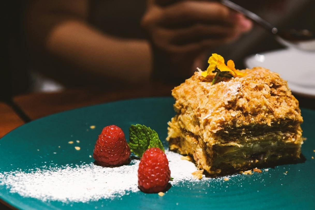 Introducere în lumea delicioasă a prăjiturii mille feuille