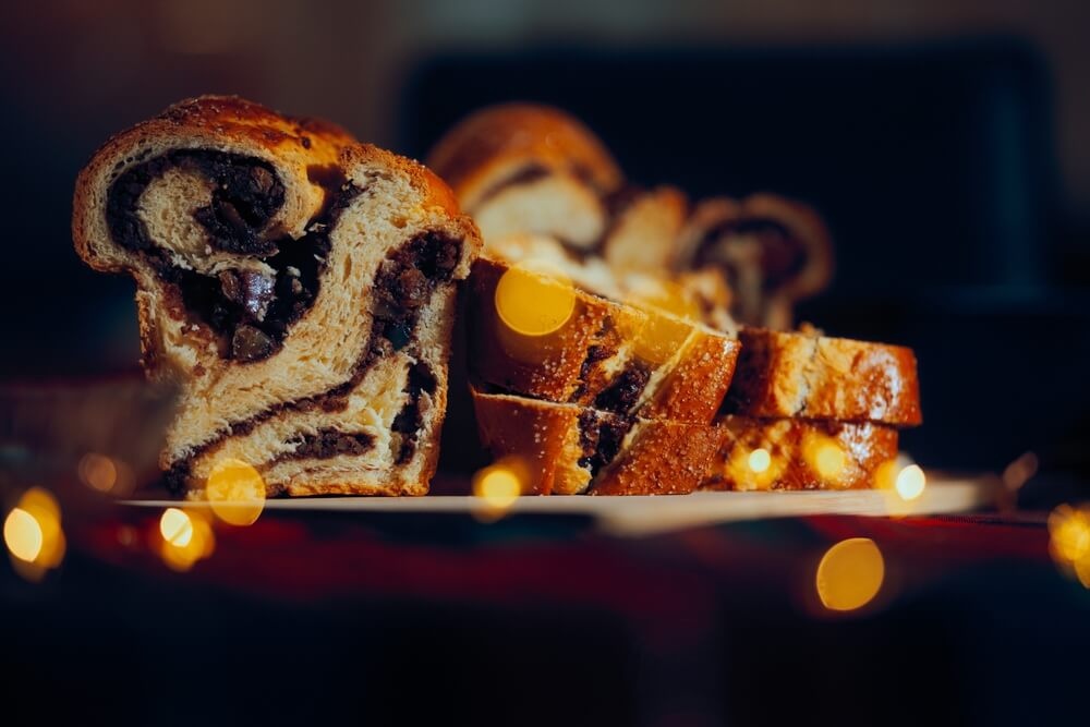 Rețeta unui dulce din copilărie - Cozonac moldovenesc cu nucă și cacao pufos și aromat