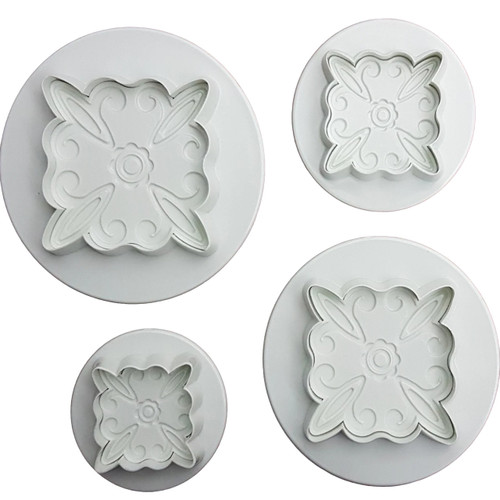 Set 4 decupatoare cu ejector - Model Floral