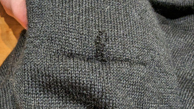 How to Fix a Snag in Alpaca Clothing?