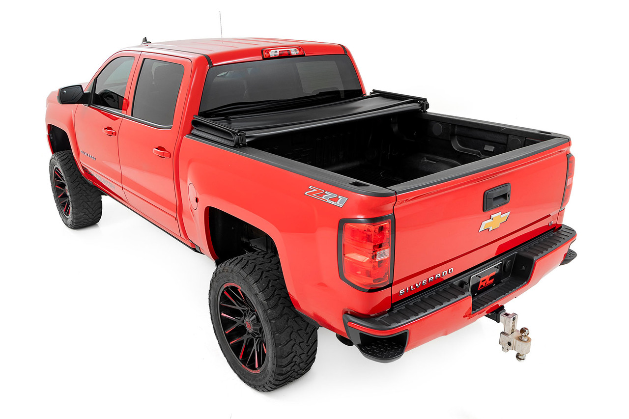 Rough Country - Soft Tri-Fold Bed Cover - 5'9 in. Bed - Chevy/GMC 1500 (14-18 & Classic) - 41214550A