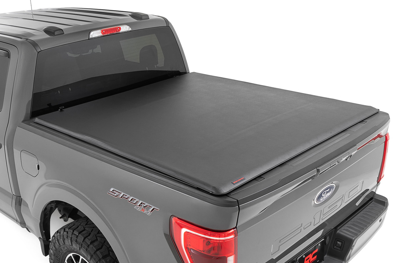 Rough Country - Soft Roll Up Bed Cover - 6'7 in. Bed - Ford F-150/F-150 Lightning/Raptor (15-25) - 42225650