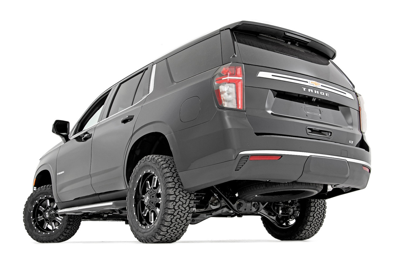 Rough Country - 3.5 Inch Lift Kit - Chevy/GMC Tahoe/Yukon XL 1500 4WD (2021-2025) - 11400RED