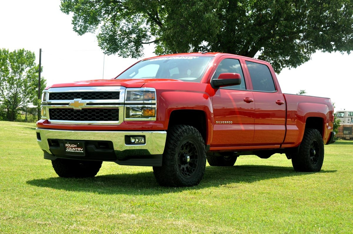 Rough Country - 2 Inch Leveling Kit - Aluminum - Red - Chevy/GMC 1500 Truck (07-18) SUV (07-20) - 1313