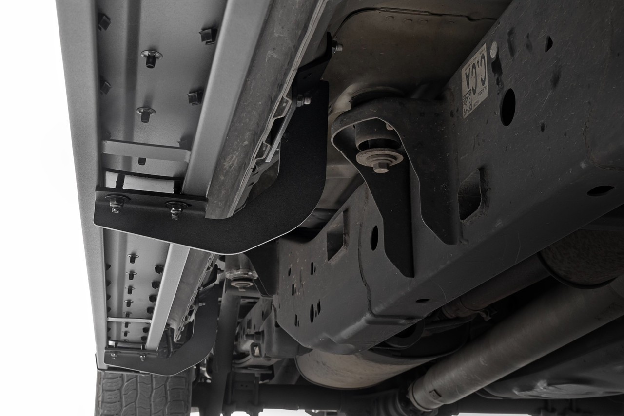 Rough Country - BA2 Running Board - Side Step Bars - Ford F-150/F-250/F-350 2WD/4WD (15-25) - 41010