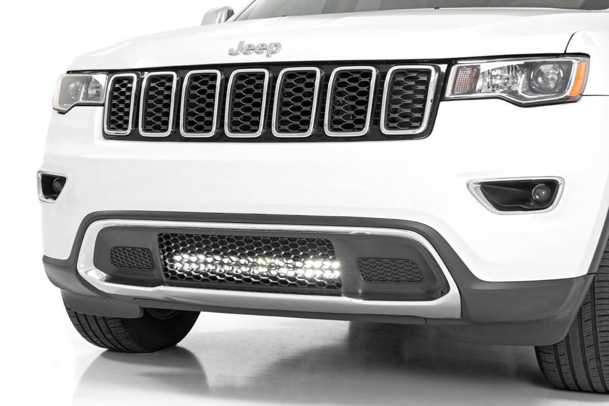 Rough Country - LED Light Kit - Bumper Mount - 20 in. Black Dual Row- Amber DRL - Jeep Grand Cherokee WK2 (11-20) - 70773DRLA