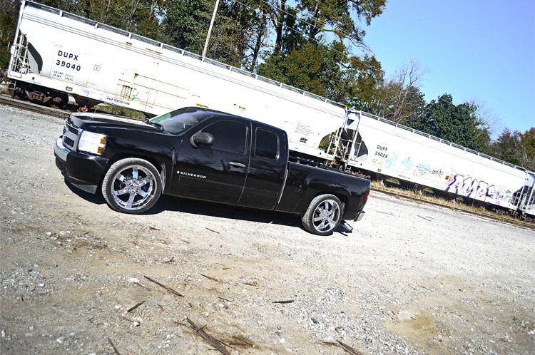 Rough Country - Lowering Kit - Knuckle - 2 in.FR - 4 in.RR - Chevy/GMC 1500 (07-14) - 721.20