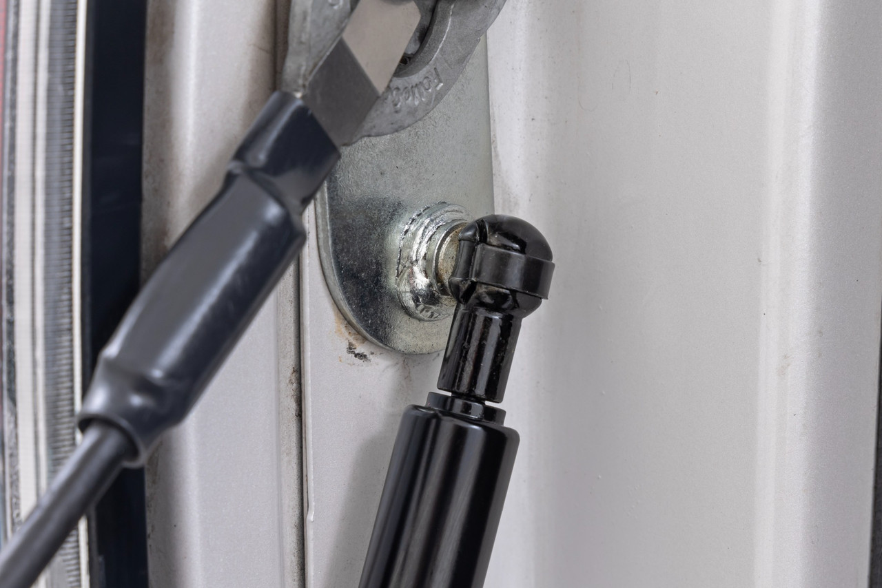 Rough Country - Tailgate Assist - Ford F-150 2WD/4WD (2004-2014) - 73214