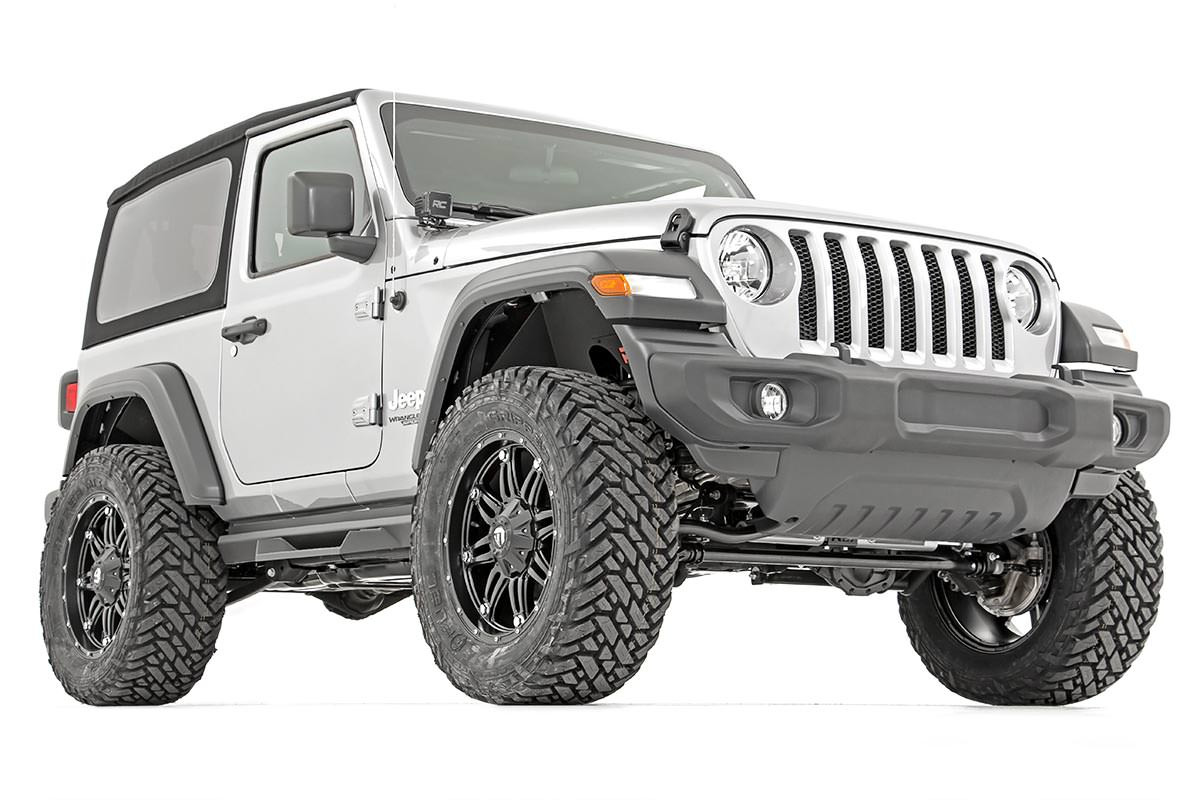 Rough Country - 3.5 Inch Lift Kit - Adj LCA - FR D/S - M1R - Jeep Wrangler JL Rubicon 4WD (18-23) - 90944