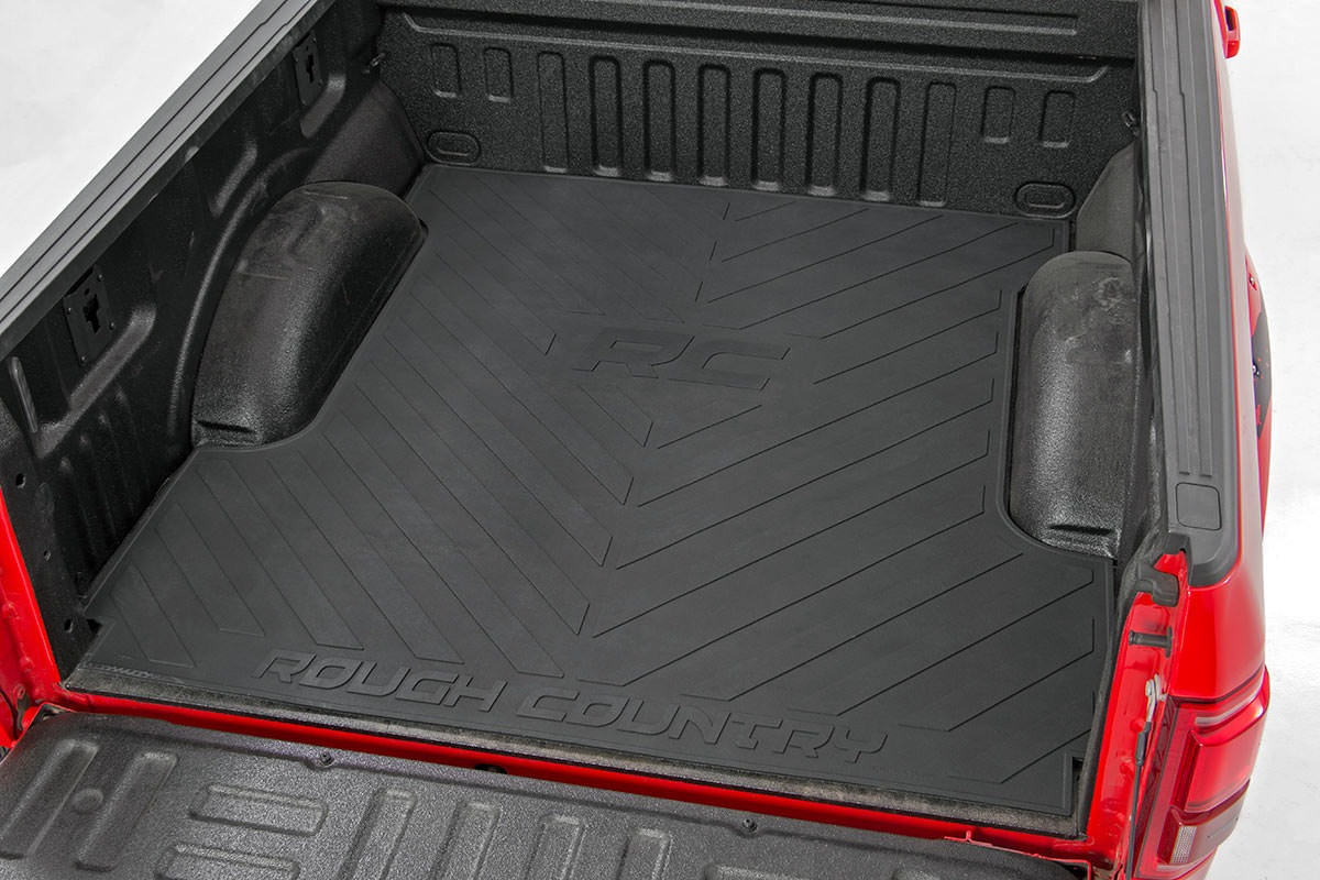 Rough Country - Bed Mat - 6'10 in. Bed - RC Logo - Ford F-250/F-350 Super Duty 2WD/4WD (17-25) - RCM674