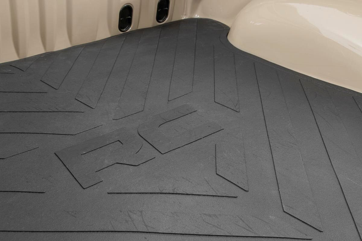 Rough Country - Bed Mat - 5'10 in. Bed - RC Logo - Chevy/GMC Sierra/Silverado 1500 (19-25) - RCM683