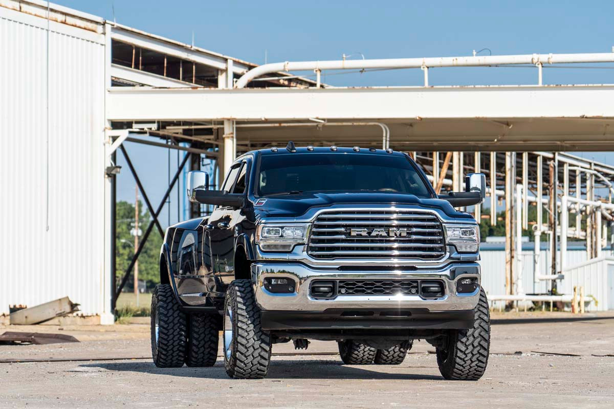 Rough Country - 5 Inch Lift Kit - DRW - OE Rear Air - Ram 3500 4WD (2020-2024) - 30930