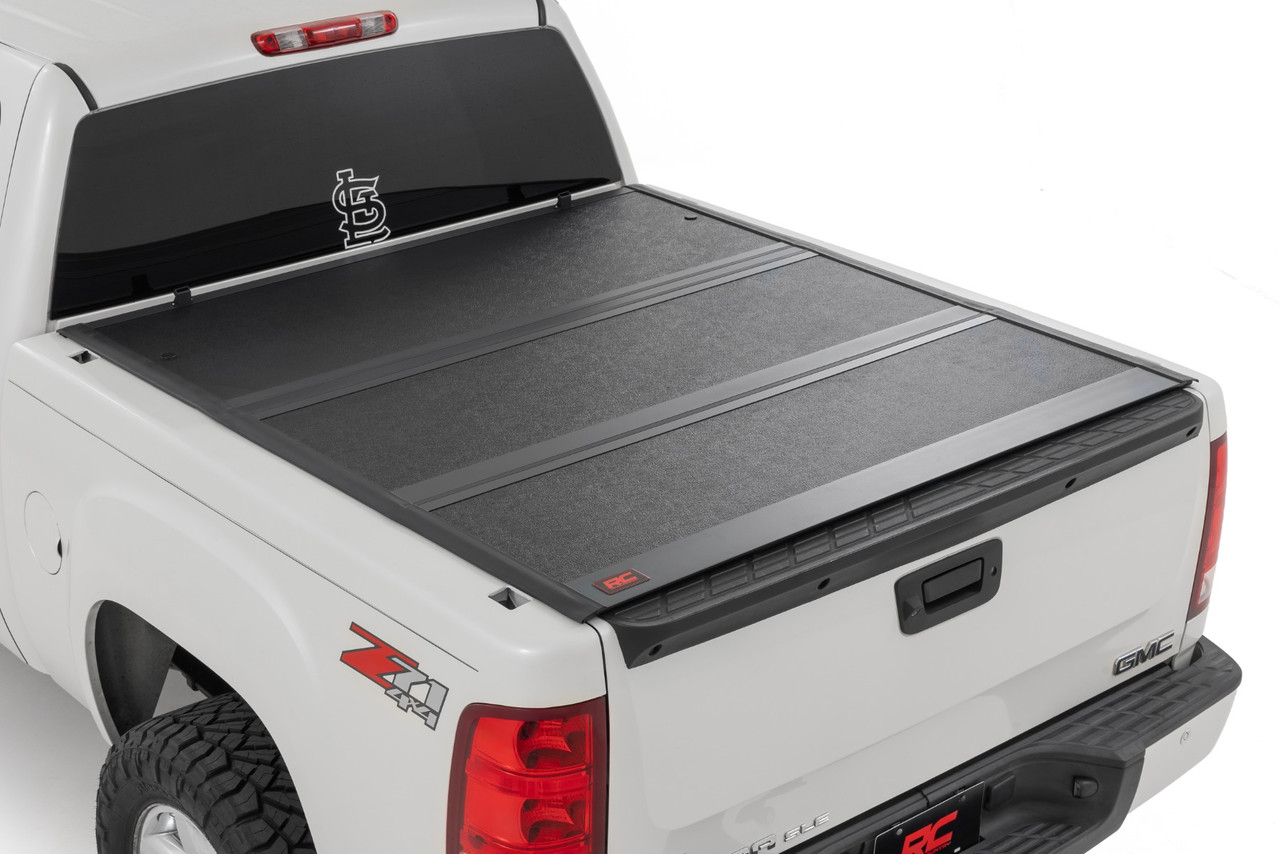 Rough Country - Hard Low Profile Bed Cover - 5'9" Bed - No Rail Caps - Chevy/GMC 1500 (07-13) - 47113550B - 47113550B