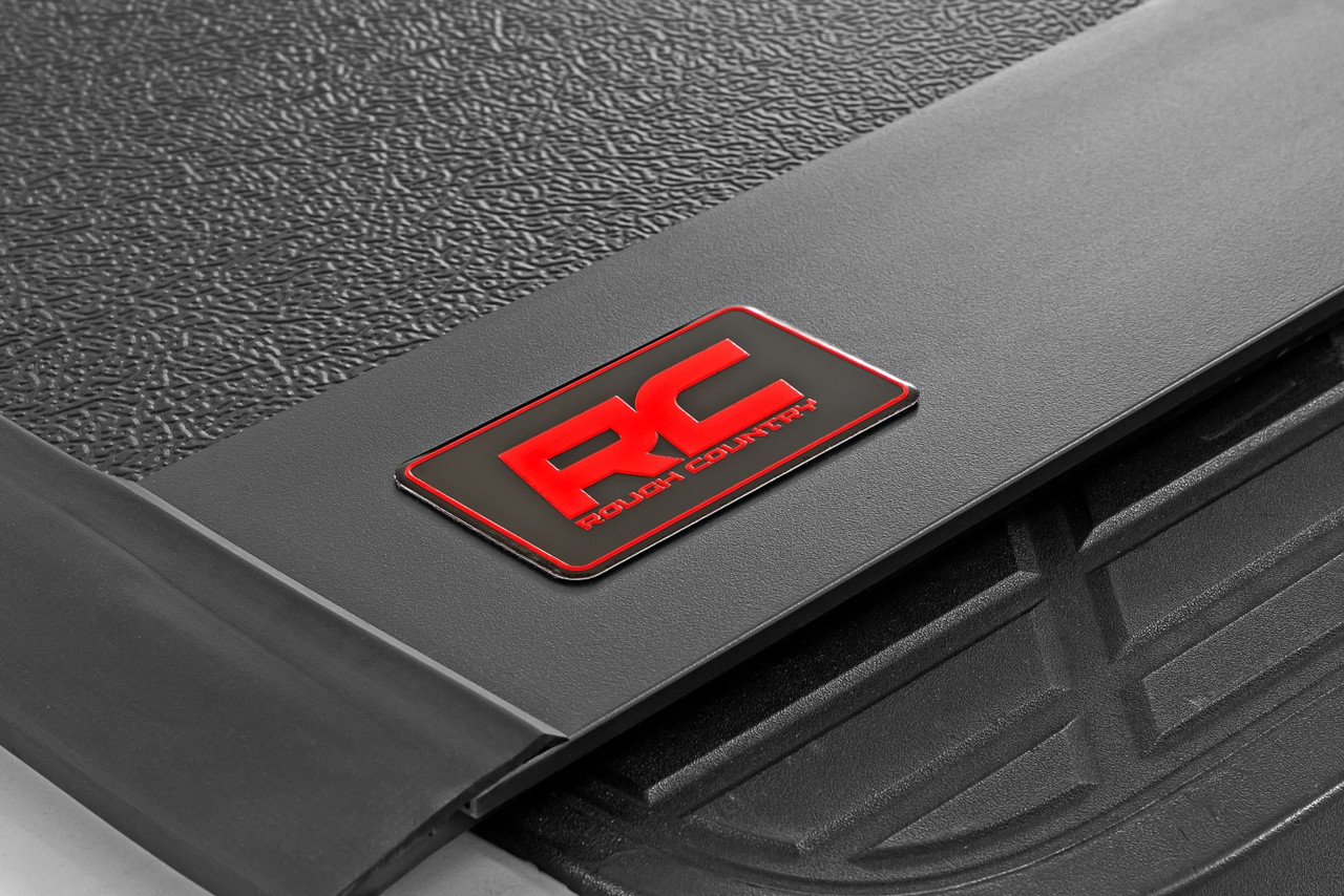 Rough Country - Hard Low Profile Bed Cover - 5'9" Bed - No Rail Caps - Chevy/GMC 1500 (07-13) - 47113550B - 47113550B