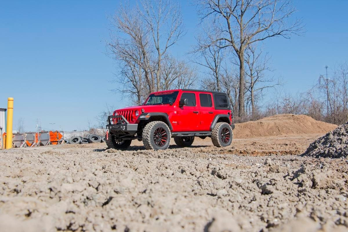 Rough Country - 3.5 Inch Lift Kit - Adj Lower - FR D/S - M1 - Jeep Wrangler Unlimited (18-23) - 65540 - 65540