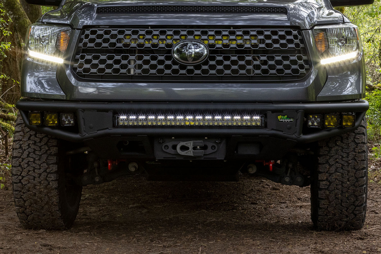 Bright Saber Multi-Function LED Dual Row Light Bar - 32