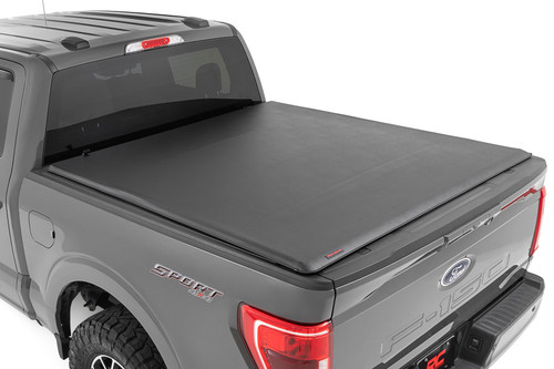 Rough Country - Soft Roll Up Bed Cover - 5'7 in. Bed - Ford F-150/F-150 Lightning/Raptor (15-25) - 42220550