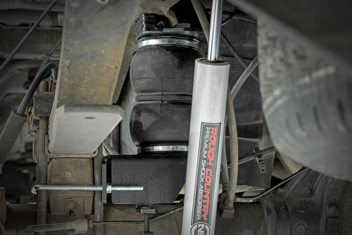 Rough Country - Air Spring Kit w/compressor - Wireless Controller - Ford F-250/F-350 Super Duty (05-16) - 10023WC