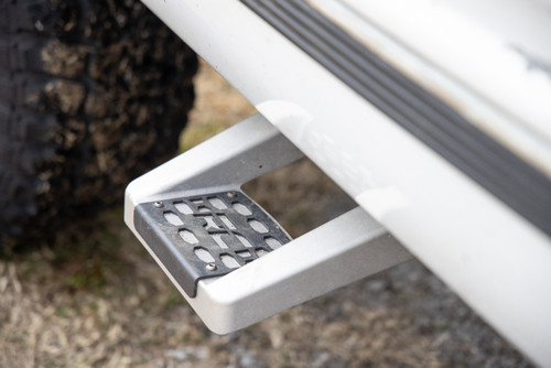Rough Country - Single Hoop Step - Universal - Alum - Pair - Multiple Makes & Models (Chevy/Ford/GMC/Ram) - 117510