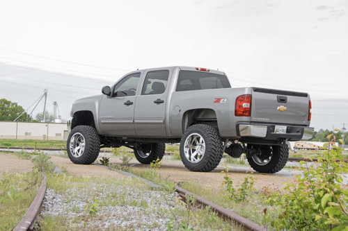 Rough Country - 7.5 Inch Lift Kit - Chevy Silverado & GMC Sierra 1500 4WD (2007-2013) - 26430