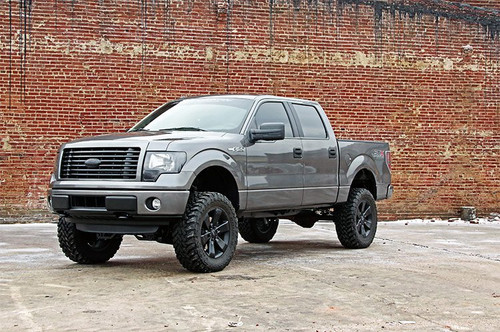 Rough Country - 6 Inch Lift Kit - M1 Struts/M1 - Ford F-150 4WD (2011-2013) - 57541