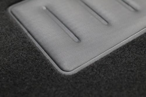 Set 4 Tappetini Auto In Pelle Per Fiat 500 Hybrid 2021-2023 - Nero E Bianco, Antiscivolo, Impermeabili E Facili Da Pulire