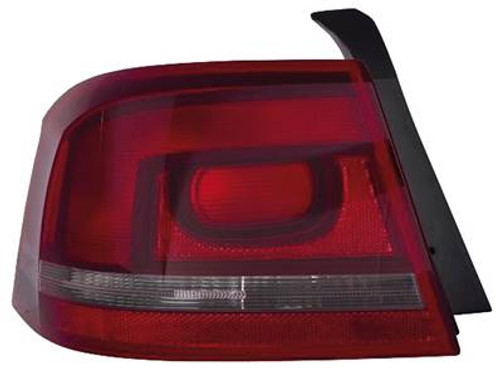 Fanale posteriore esterno sinistro per VOLKSWAGEN PASSAT B7 2011-2014, rosso fumé, Mod. Berlina, nuova