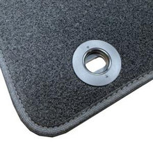 Kit 4 tappetini auto per TOYOTA YARIS HYBRID III, 2011-2020, con logo YARIS, moquette nera e CLIPS, Nuovo