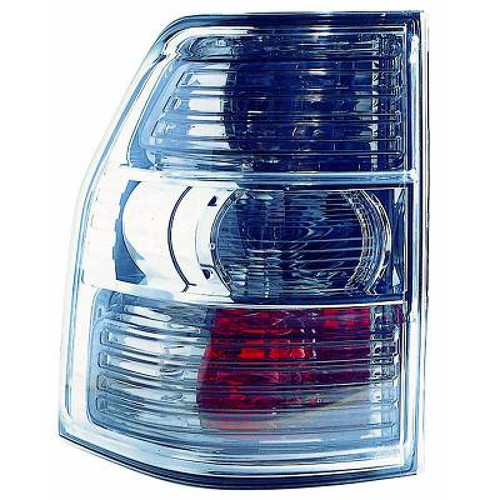 Fanale posteriore destro per MITSUBISHI PAJERO 2007-2015, Crystal, Mod. 5 porte, Nuovo