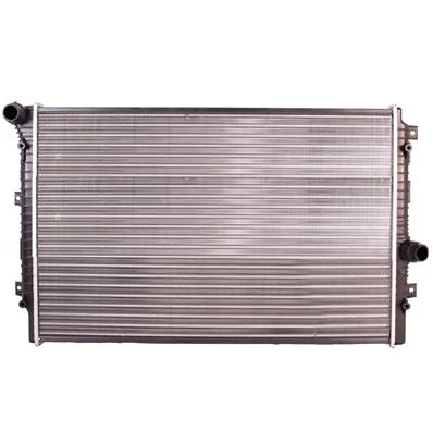 Radiatore raffreddamento motore per VOLKSWAGEN GOLF VII fase 1 2012-2016, OEM 5K0121251Q, nuovo