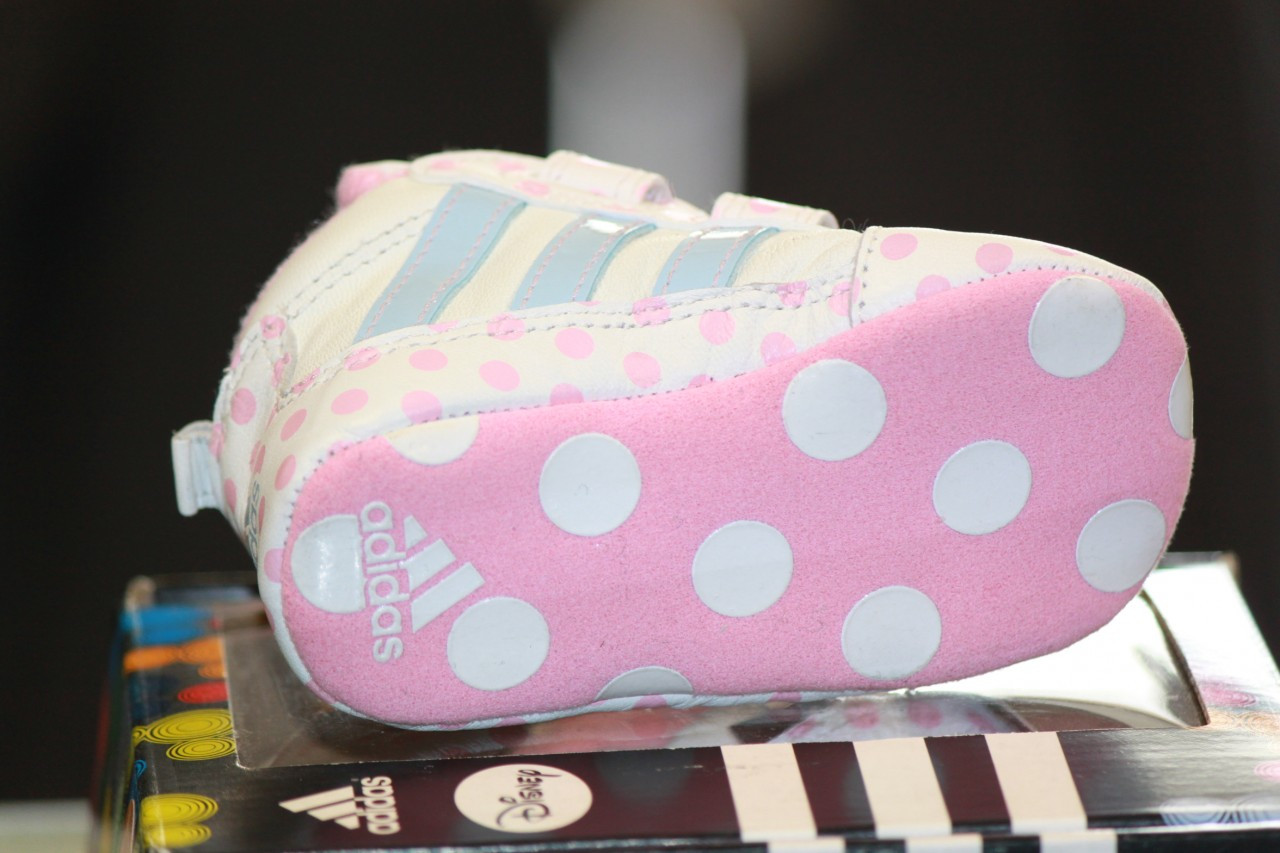 Adidas Disney Crib shoePink Hollywood Filane