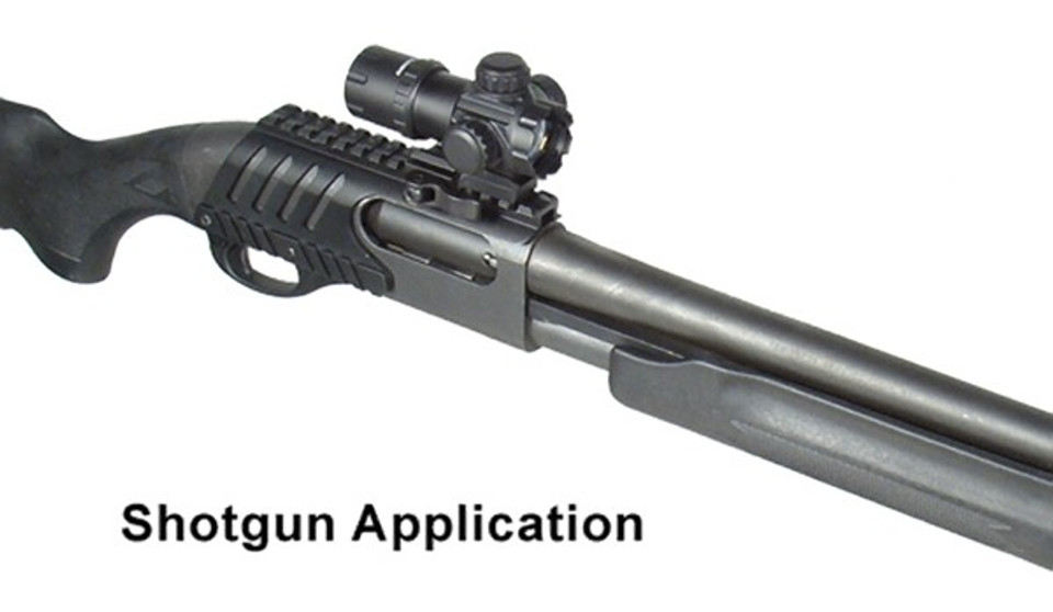 UTG Red Dot Sight 4.0 MOA with Integral QD Mount 30mm