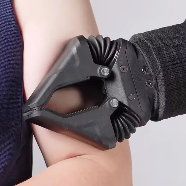 Dexterous and pliable Robotic Arm