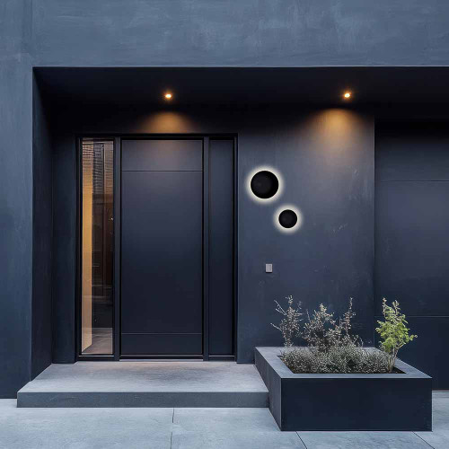 https://dam.epim.online/cromptonlamps-4db1624d-554a-427d-ace5-5ea137e17502/Sycamore/Images/SY5303%20Eclipse%20LED%20Wall%20Light%20(lifestyle).jpg