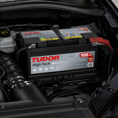 Batería Tudor TA1000 instalada en el motor
