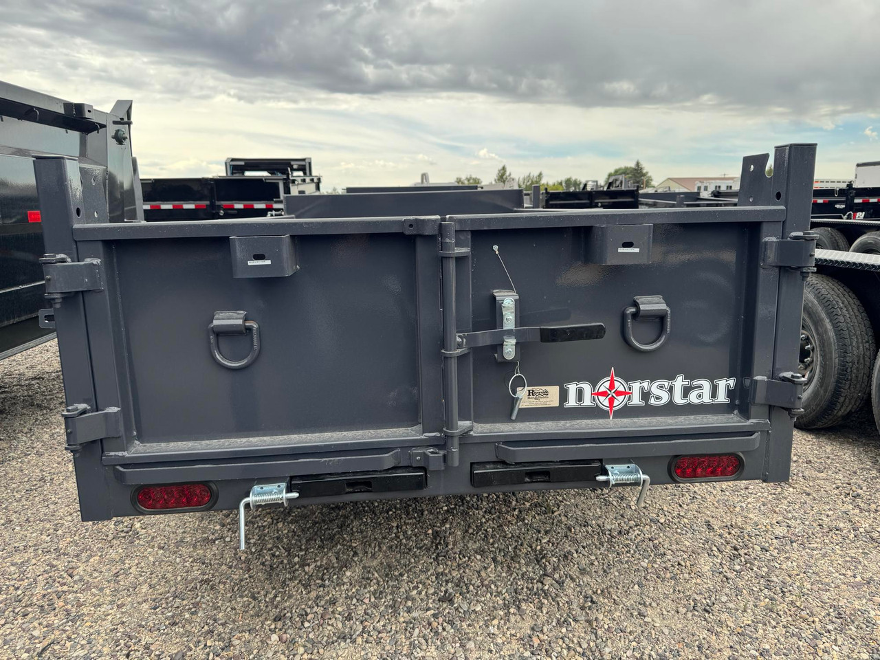 Norstar Trailers 2027 DCB 60"X10' Single Ram Dump Trailer | Single Axle, 60"X10' DCB SINGLE AXLE DUMP, CYLINDER LIFT, 20" SIDES 12 GUAGE, SWING DOORS, TARP, 7K AXLE