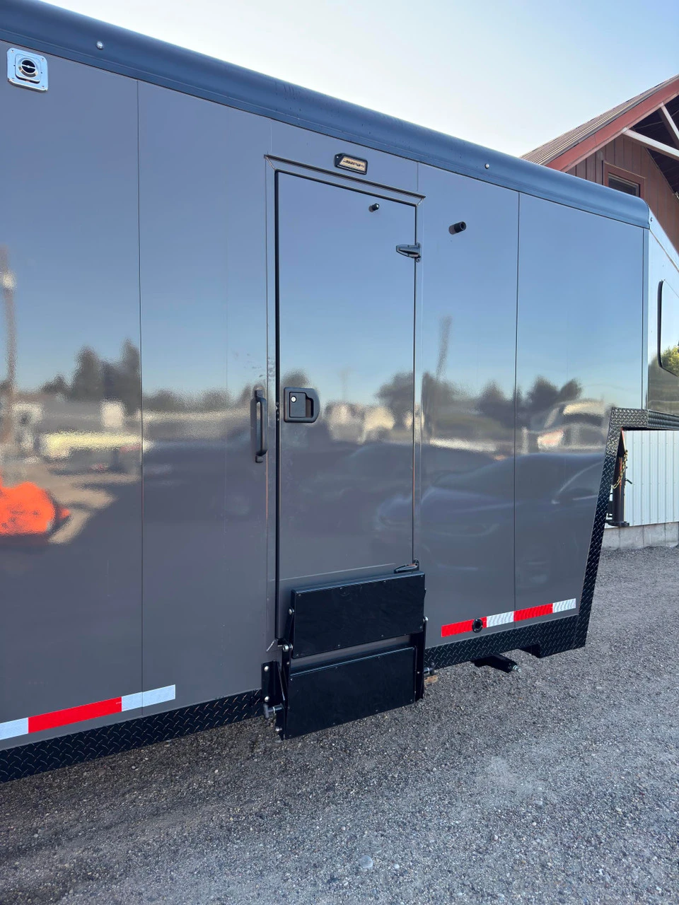 Trails West Trailers 2027 RPM Freeride 24' Powersport Trailer | Tandem Axle, AC, AUX PROPANE, BOOT DRYER, CAR TIE DOWNS, DAY-NIGHT SHADES, 3 EXTRA INT LIGHTS, QUAD 6 VOLT BATTERY, FLOOR INSULATED, FUEL CELL (30 GALLON), GLASS SHOWER DOOR, INVERTER 20