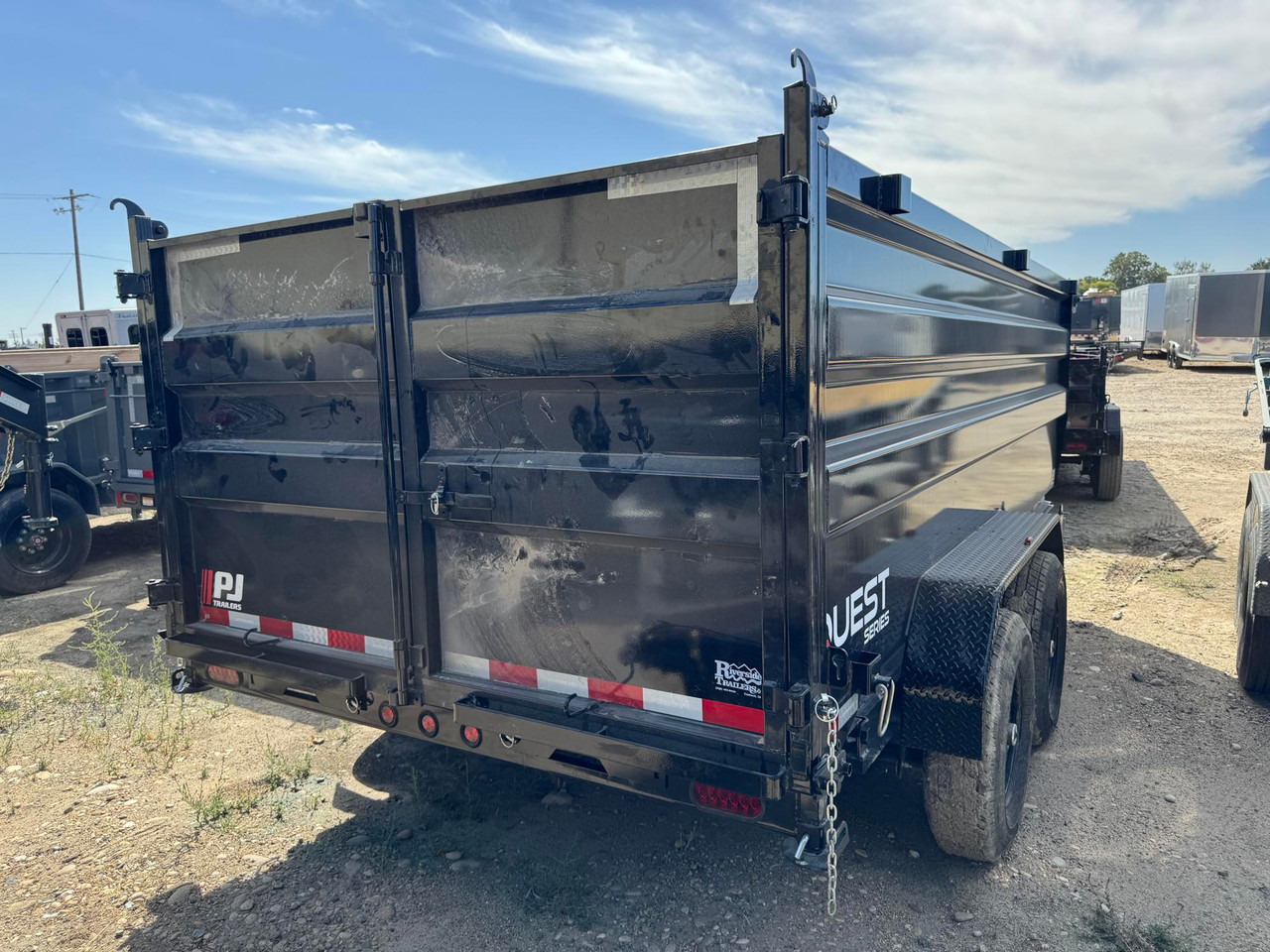 P.J. Trailers 2027 D7 83"X14' Scissor Dump Trailer | Tandem Axle 14K, 6" Channel, 48" Sides, Spreader Gate, Scissor Lift, Tarp Kit, Slide In Ramps