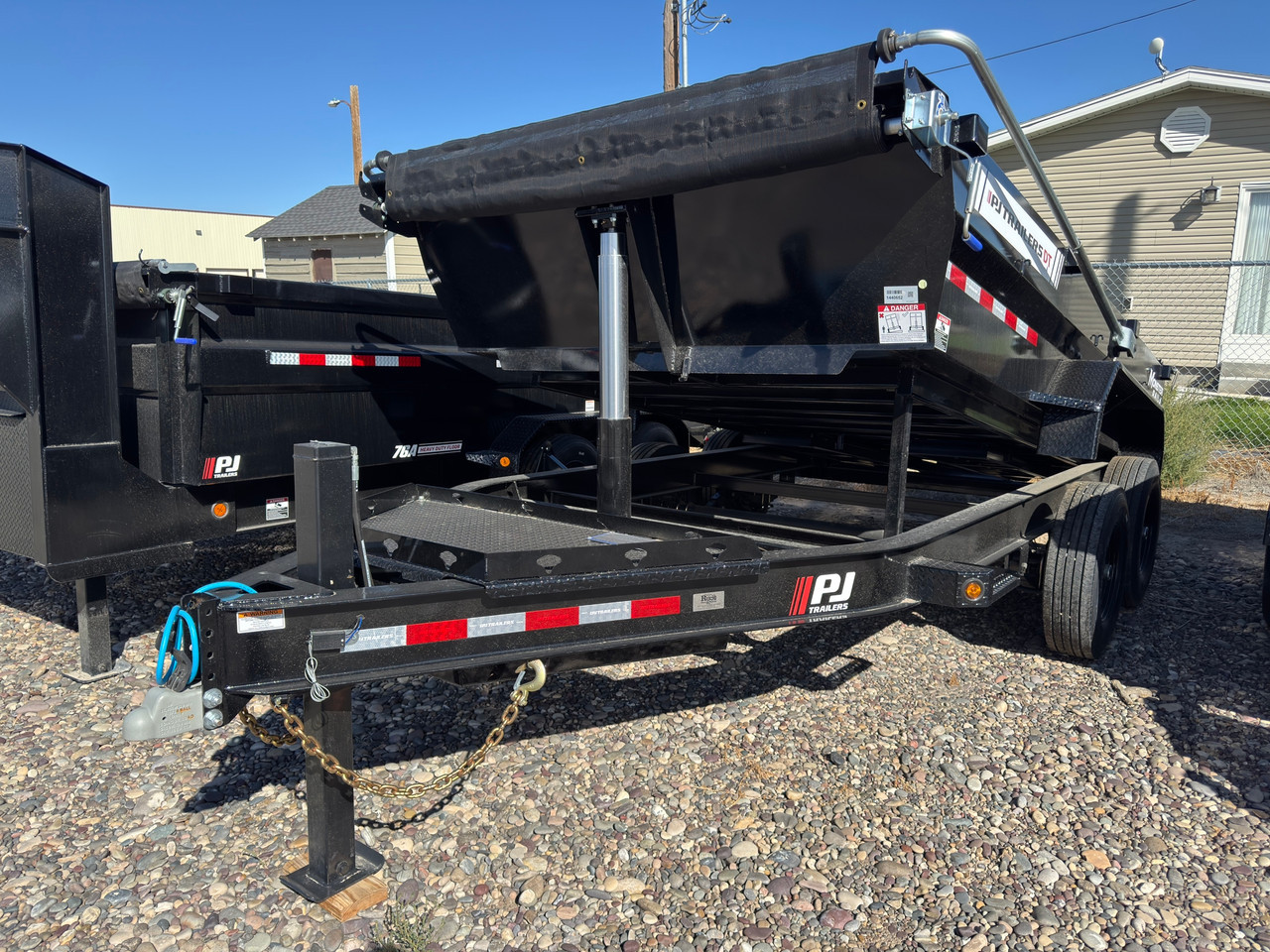 P.J. Trailers 2027 DT 83"X14' Telescopic Dump Trailer | Tandem Axle 14K, Low Profile, 24" Sides, 7ga Floors, Hydraulic Jack, Solar Charger