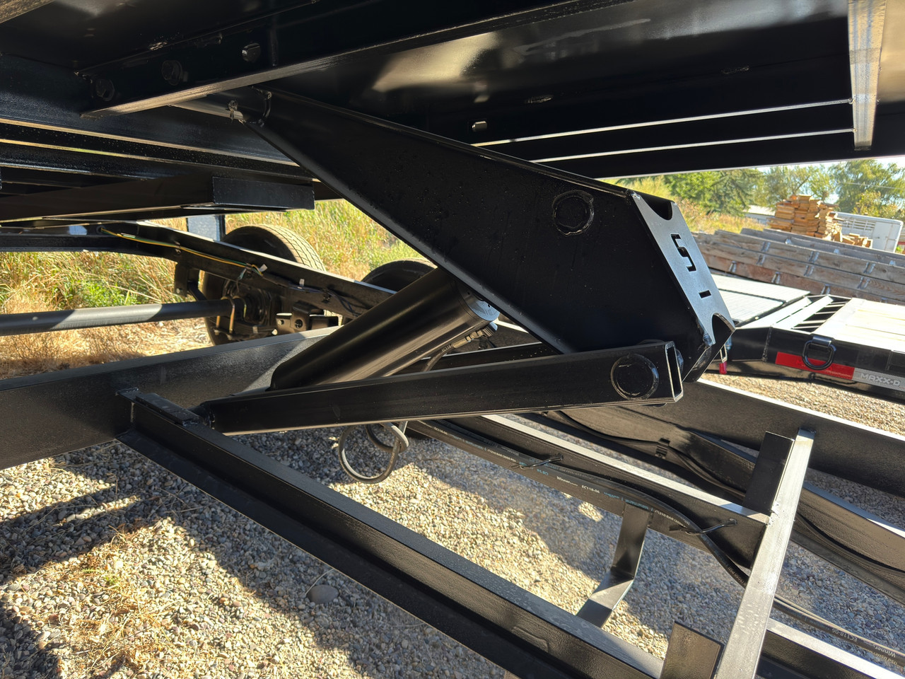 P.J. Trailers 2027 D7 83"X14' Scissor Dump Trailer | Tandem Axle 14K, 6" Channel, 48" Sides, Spreader Gate, Scissor Lift, Tarp Kit, Slide In Ramps