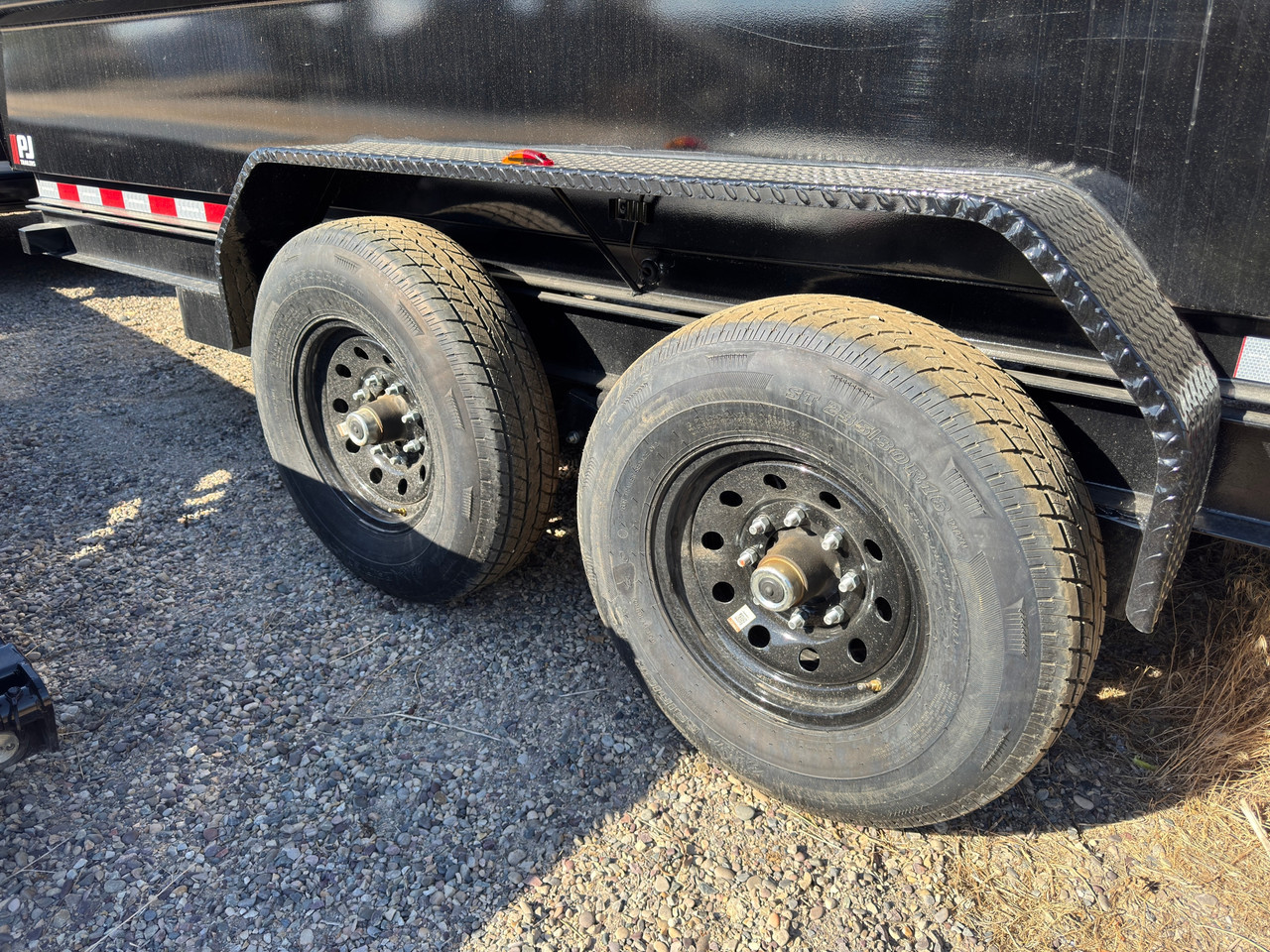 P.J. Trailers 2027 D7 83"X14' Scissor Dump Trailer | Tandem Axle 14K, 6" Channel, 48" Sides, Spreader Gate, Scissor Lift, Tarp Kit, Slide In Ramps